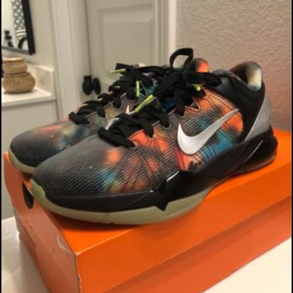 Nike KOBE GALAXY VII